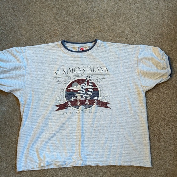 Sweatshirt from Smile Carolina logo of St. Simons Island short sleeve gray large - Picture 4 of 5